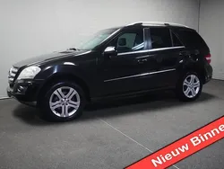 Zwart Gebruikt 2010 Mercedes 350 SUV | € 10.900