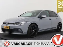 Grijs Gebruikt 2020 VW Golf VIII Style Hatchback | € 19.199 (Eerlijke prijs)