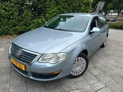 Blauw Gebruikt 2006 VW Passat Stationwagen | € 999