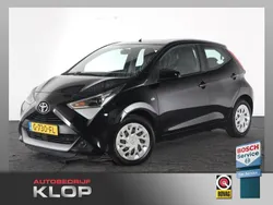 Zwart Gebruikt 2019 Toyota Aygo X-play Hatchback | € 8.450 (Eerlijke prijs)