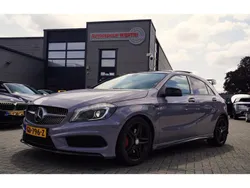 Rood Gebruikt 2012 Mercedes A250 Ambition Hatchback | € 14.995 (Iets duurder)