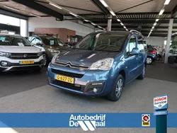 Blauw, metallic lak Gebruikt 2019 Citroën Berlingo Feel MPV | € 11.950 (Eerlijke prijs)