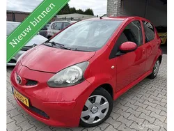 Rood Gebruikt 2007 Toyota Aygo Hatchback | € 1.250 (Goede deal)