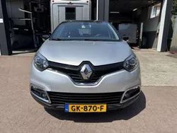 Grijs Gebruikt 2014 Renault Captur Dynamique SUV | € 8.390 (Eerlijke prijs)