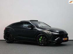 Zwart Gebruikt 2023 Lamborghini Urus SUV | € 369.995 (Eerlijke prijs)