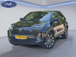 Zwart Gebruikt 2022 Toyota Yaris Cross SUV | € 24.950 (Super prijs)
