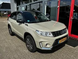 Beige Gebruikt 2020 Suzuki Vitara SUV | € 19.700 (Eerlijke prijs)