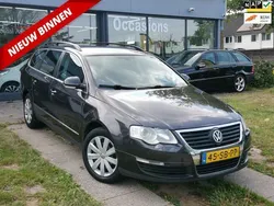 Zwart Gebruikt 2005 VW Passat Comfortline Stationwagen | € 1.498 (Goede deal)