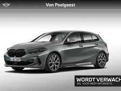 Grijs Gebruikt 2024 BMW 118 M Sport Hatchback | € 35.900 (Eerlijke prijs)