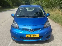 Blauw Gebruikt 2012 Toyota Aygo Hatchback | € 3.000 (Goede deal)