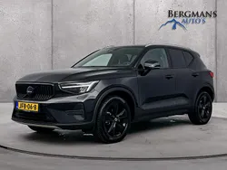 Zwart Gebruikt 2022 Volvo XC40 Core SUV | € 36.600 (Super prijs)