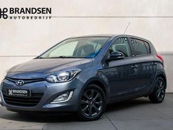 Grijs Gebruikt 2015 Hyundai i20 Hatchback | € 8.900 (Eerlijke prijs)