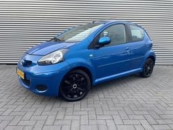 Blauw Gebruikt 2009 Toyota Aygo Cool Hatchback | € 2.950 (Eerlijke prijs)