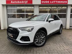 Wit (metallic) Gebruikt 2019 Audi Q3 S-Line SUV | € 29.945 (Eerlijke prijs)