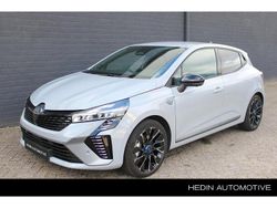 Gris rafale (licht grijs) Gebruikt 2025 Renault Clio V Esprit Alpine Hatchback | € 28.995 (Duur)