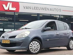 Blauw Gebruikt 2006 Renault Clio R.S. Authentique Hatchback | € 948