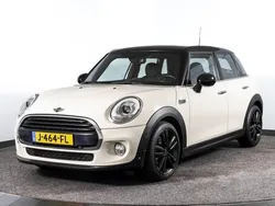 Wit Gebruikt 2017 Mini Cooper Business Hatchback | € 17.495 (Eerlijke prijs)