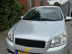 Grijs Gebruikt 2010 Chevrolet Aveo LS Hatchback | € 2.549 (Eerlijke prijs)