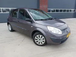 Grijs Gebruikt 2004 Renault Scénic II Expression MPV | € 850 (Super prijs)