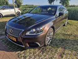 Bruin Gebruikt 2013 Lexus LS600h President Line Sedan | € 32.950