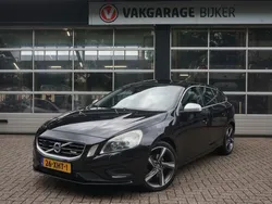 Zwart Gebruikt 2012 Volvo V60 R-Design Stationwagen | € 12.495 (Duur)