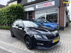 Zwart Gebruikt 2020 Skoda Octavia Business Line Stationwagen | € 13.900 (Eerlijke prijs)