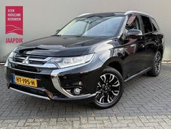 Zwart Gebruikt 2015 Mitsubishi Outlander Edition SUV | € 11.899 (Eerlijke prijs)