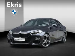 Zwart, metallic lak Gebruikt 2024 BMW 220 Executive Coupé | € 41.900 (Eerlijke prijs)