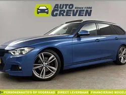 Blauw, metallic lak Gebruikt 2017 BMW 320 Executive Stationwagen | € 12.800 (Duur)