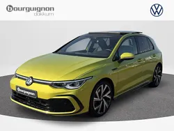 Geel Gebruikt 2022 VW Golf VIII R-line Hatchback | € 32.849 (Eerlijke prijs)