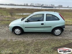 Groen Gebruikt 2001 Opel Corsa Hatchback | € 1.650 (Duur)