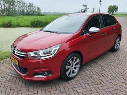 Rood Gebruikt 2015 Citroën C4 Feel Hatchback | € 5.995 (Eerlijke prijs)
