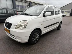 Wit Gebruikt 2004 Kia Picanto LX Hatchback | € 1.750 (Eerlijke prijs)