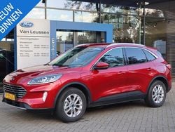 Rood Gebruikt 2022 Ford Kuga Titanium X SUV | € 25.790 (Goede deal)