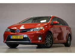 Rood Gebruikt 2014 Toyota Auris Stationwagen | € 9.495 (Goede deal)