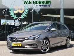 Bruin, metallic lak Gebruikt 2016 Opel Astra Innovation Stationwagen | € 8.950 (Iets duurder)