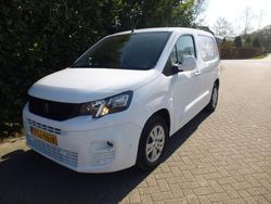 Wit Gebruikt 2020 Peugeot Partner Van | € 12.950 (Goede deal)