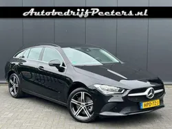 Zwart, andere lak Gebruikt 2021 Mercedes CLA250e Shooting Brake Stationwagen | € 29.950 (Super prijs)