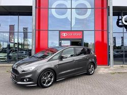 Grijs Gebruikt 2018 Ford S-MAX Titanium MPV | € 27.999 (Iets duurder)