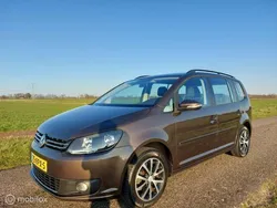 Bruin Gebruikt 2011 VW Touran Trendline MPV | € 6.249 (Eerlijke prijs)