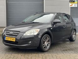 Zwart Gebruikt 2007 Kia Ceed Hatchback | € 2.150 (Iets duurder)