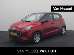 Rood Gebruikt 2024 Hyundai i10 Premium Hatchback | € 16.240 (Eerlijke prijs)