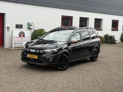 Zwart Gebruikt 2023 Dacia Jogger Extreme MPV | € 25.400 (Goede deal)