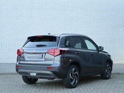 Grijs Gebruikt 2025 Suzuki Vitara Style SUV | € 28.999