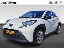 Wit Gebruikt 2022 Toyota Aygo Hatchback | € 15.430 (Goede deal)