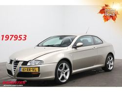 Grijs (metallic) Gebruikt 2007 Alfa Romeo GT Distinctive Coupé | € 3.950 (Goede deal)