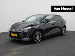 Zwart Gebruikt 2023 MG MG4 EV Luxury Hatchback | € 24.495 (Eerlijke prijs)