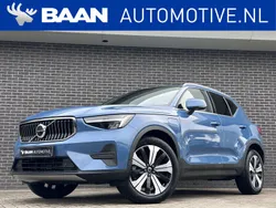 Blauw Gebruikt 2022 Volvo XC40 Core SUV | € 34.900 (Eerlijke prijs)