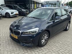 Blauw Gebruikt 2020 BMW 218 Executive Stationwagen | € 23.340 (Goede deal)