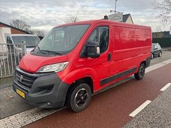 Rood Gebruikt 2019 Fiat Ducato Van | € 10.750
